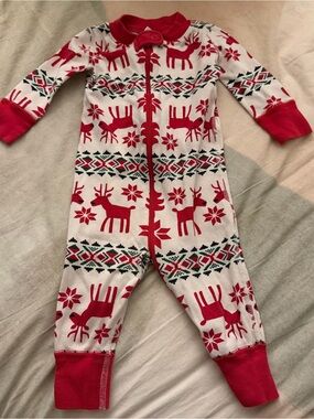Hanna Andersson | Red and White Reindeer One-Piece Footie